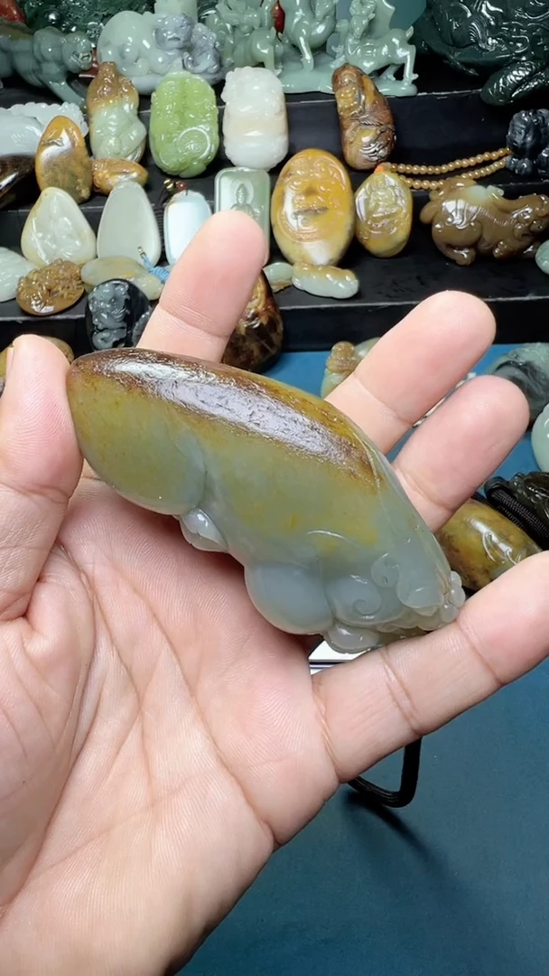 未镶嵌和田玉把件-
