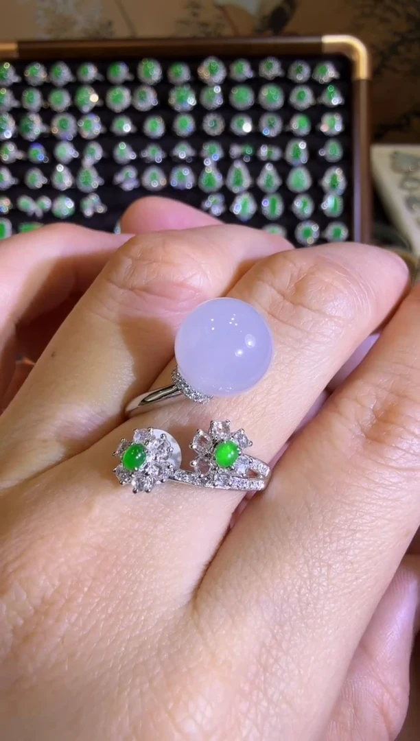 【闪购商品】翡翠戒指18K金镶嵌粉紫珠珠