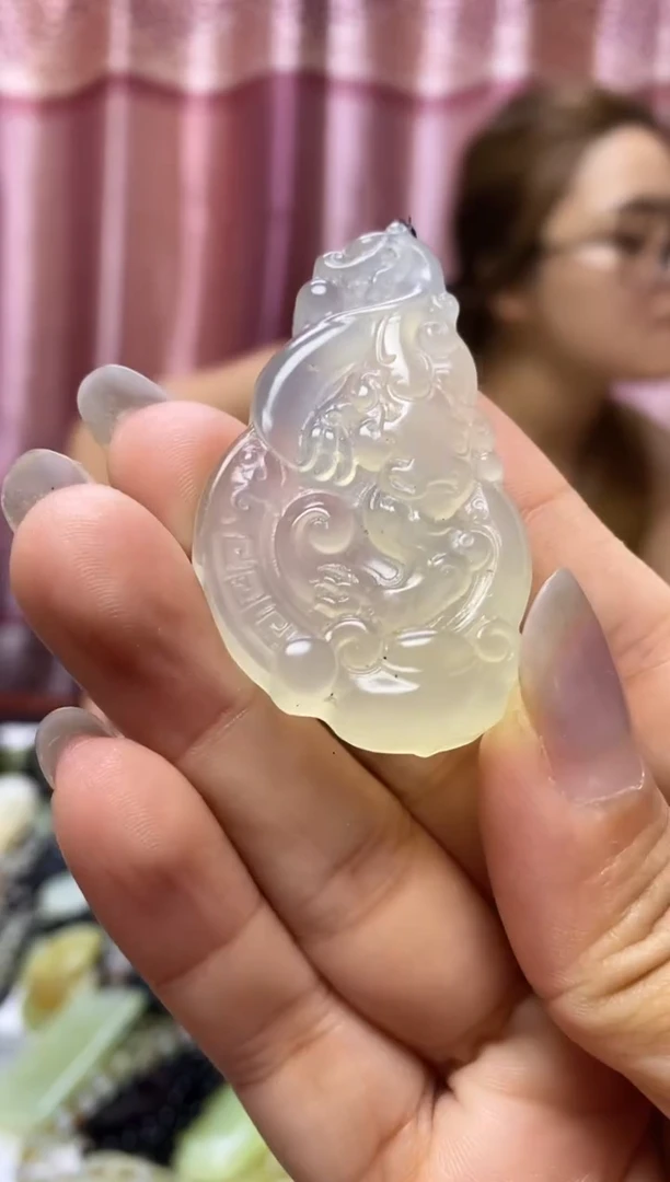 岫玉未镶嵌挂件