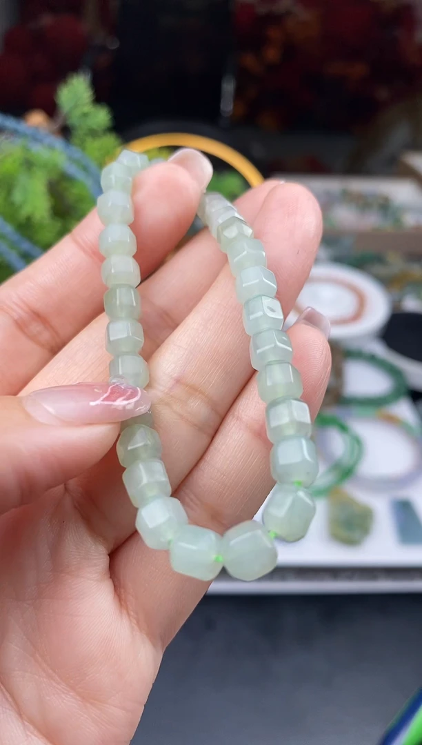 【闪购商品】翡翠颈饰未镶嵌毛货商品 不退换/6411