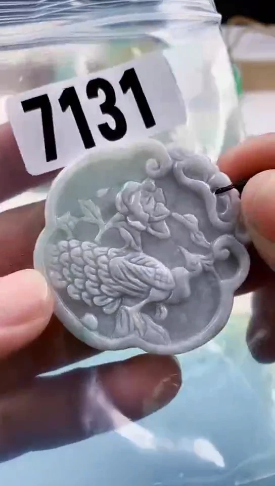 【闪购商品】翡翠挂件未镶嵌天然翡翠吊坠挂件