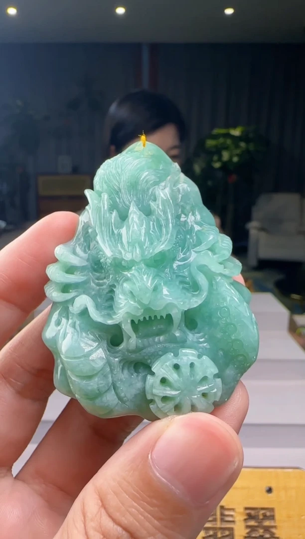 翡翠未镶嵌颈饰XM@@960Q3J19516