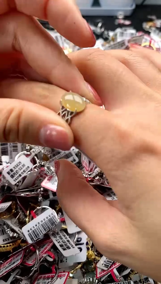 【闪购商品】翡翠戒指银S925镶嵌6666666    3