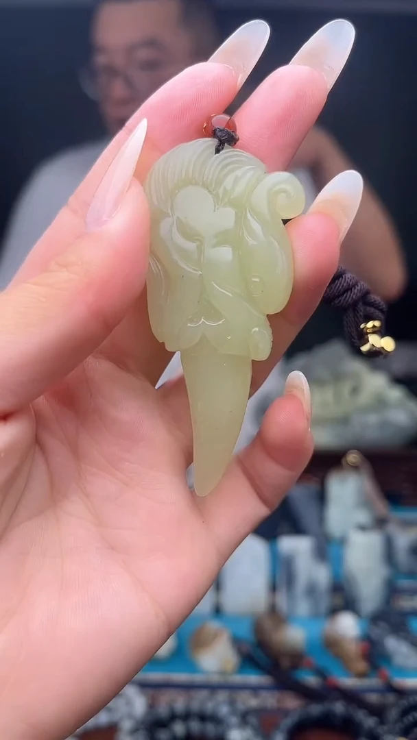 未镶嵌和田玉挂件1