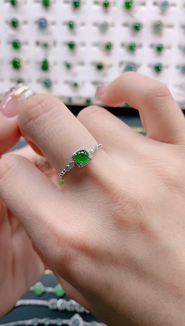 【闪购商品】翡翠戒指银S925镶嵌天然翡翠