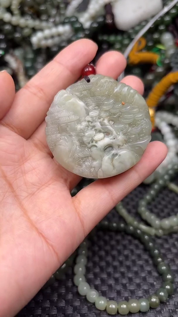颈饰未镶嵌和田玉1