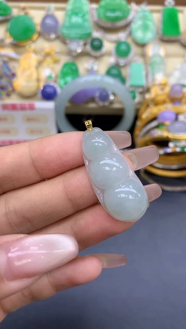 颈饰18K金镶嵌翡翠4-中国好珍宝