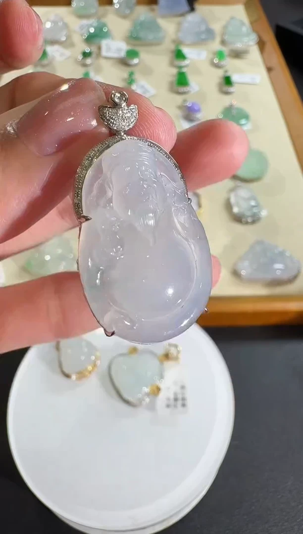 【闪购商品】翡翠吊坠(不含链)18K金镶嵌【源头工厂】钻石镶嵌