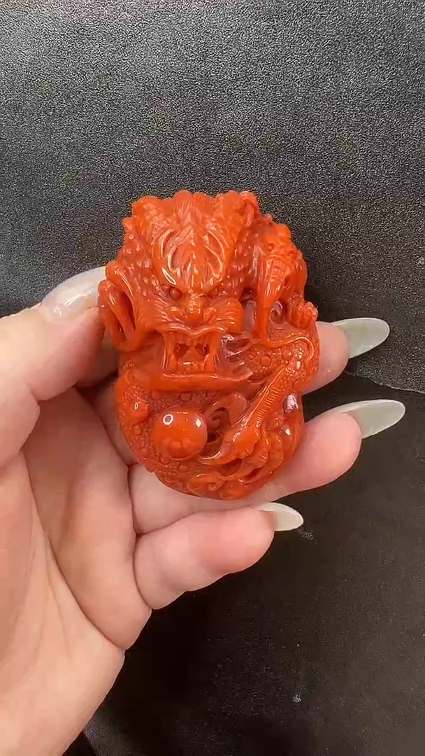 颈饰未镶嵌南红玛瑙吊坠