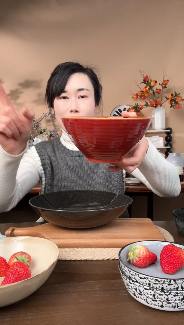 【闪购商品】瓷片6.5英寸窑变螺纹红碗微瑕