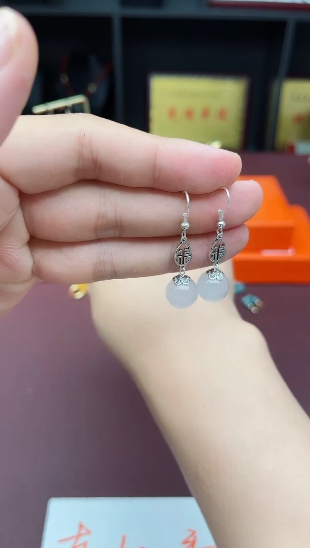 玛瑙/玉髓耳钉银S925镶嵌522000