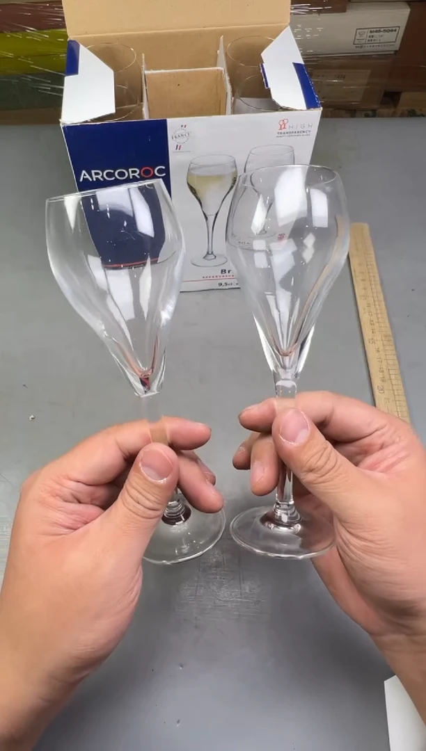 瓷片小**蝶403中古产品，默认微瑕，碰瓷社感谢您的支持~