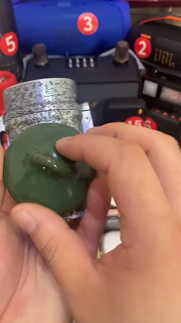 瓷片闪购商品 如图所示
