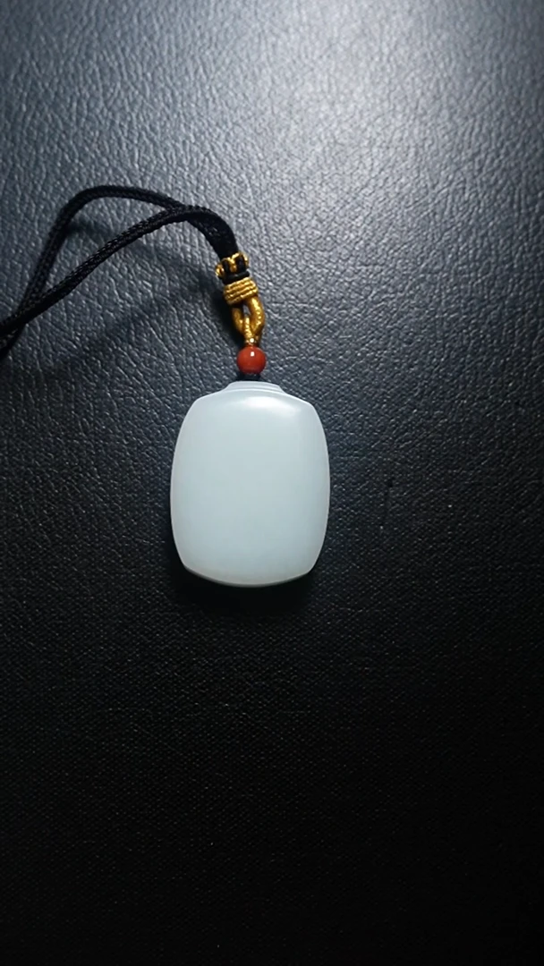 颈饰未镶嵌和田玉无事牌