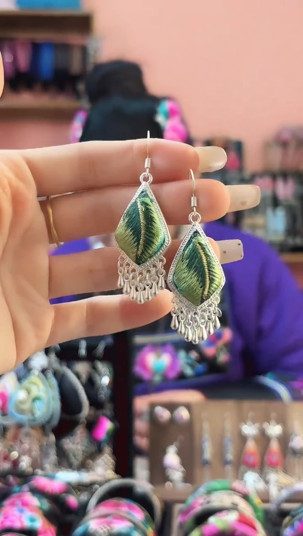 织绣艺枝独绣手工饰品265