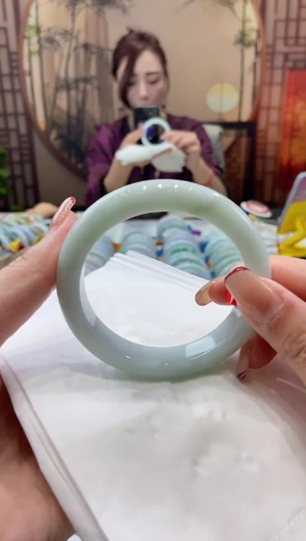 【闪购商品】翡翠手镯未镶嵌00008567