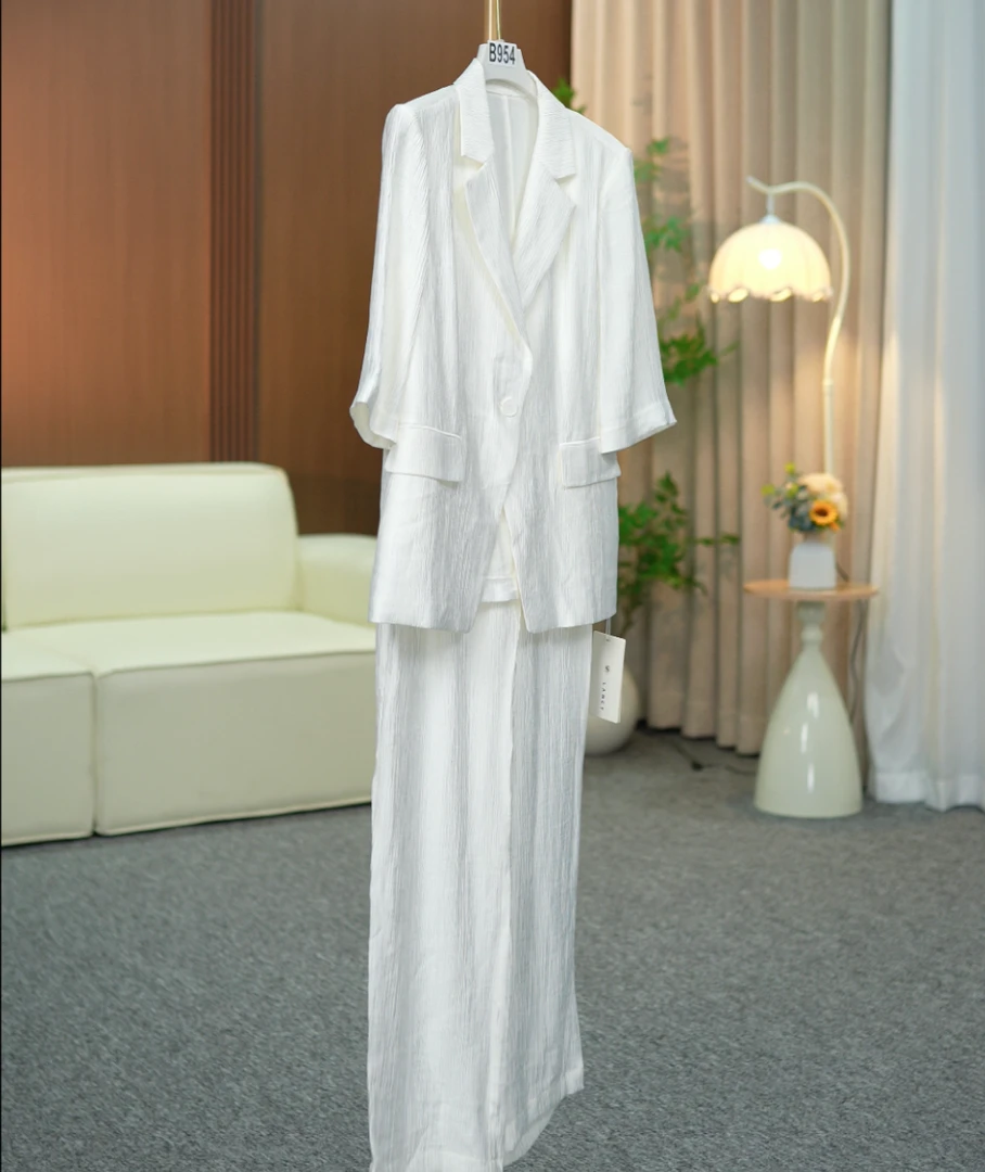 954 AA95女装连衣裙（尾货默认剪标偶有微瑕介意不拍）