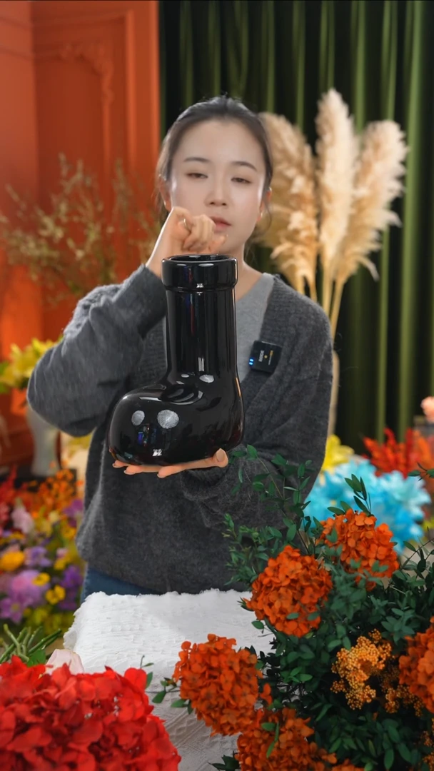 陶瓷花瓶 阿童木靴子 黑色