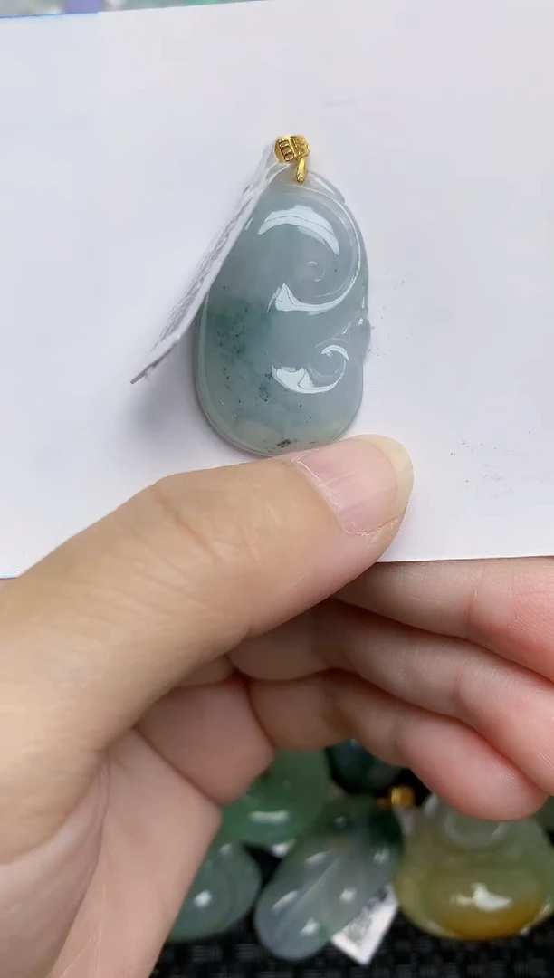 翡翠未镶嵌颈饰天然A货翡翠