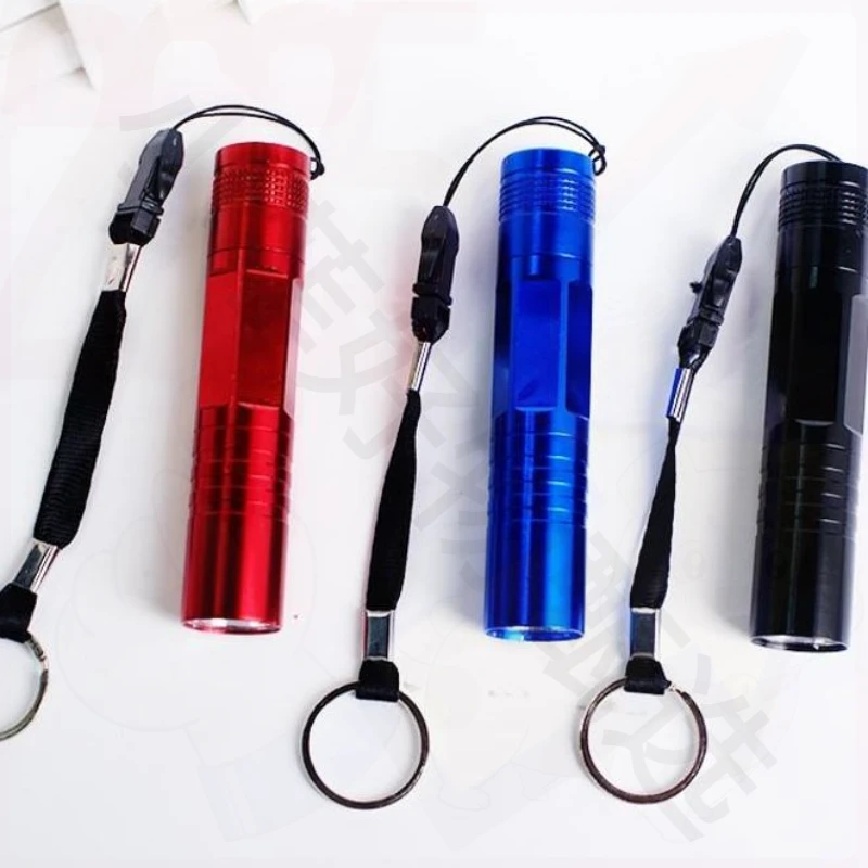 新疆包邮 迷你学生干电池小手电筒家用超迷你随身携带电池款