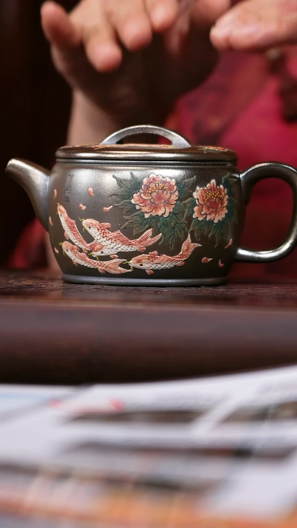 央广国宝苑紫砂茶壶 19