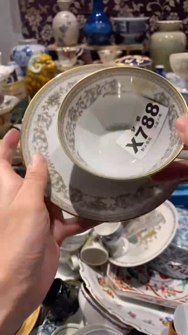 瓷片梦瓷哈哈哈哈哈哈哈