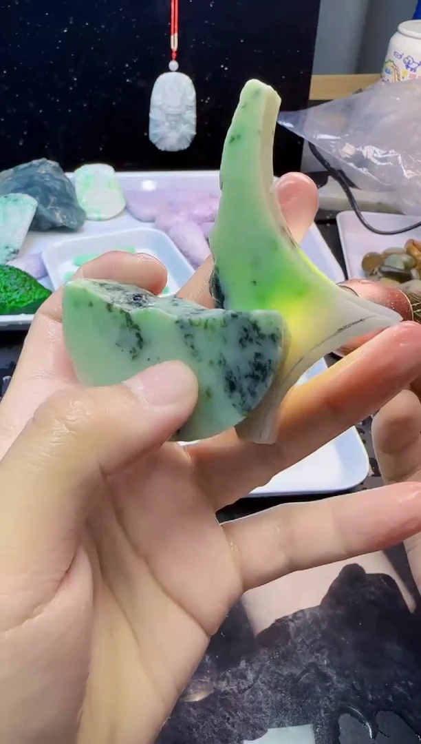颈饰未镶嵌翡翠063天然A货翡翠