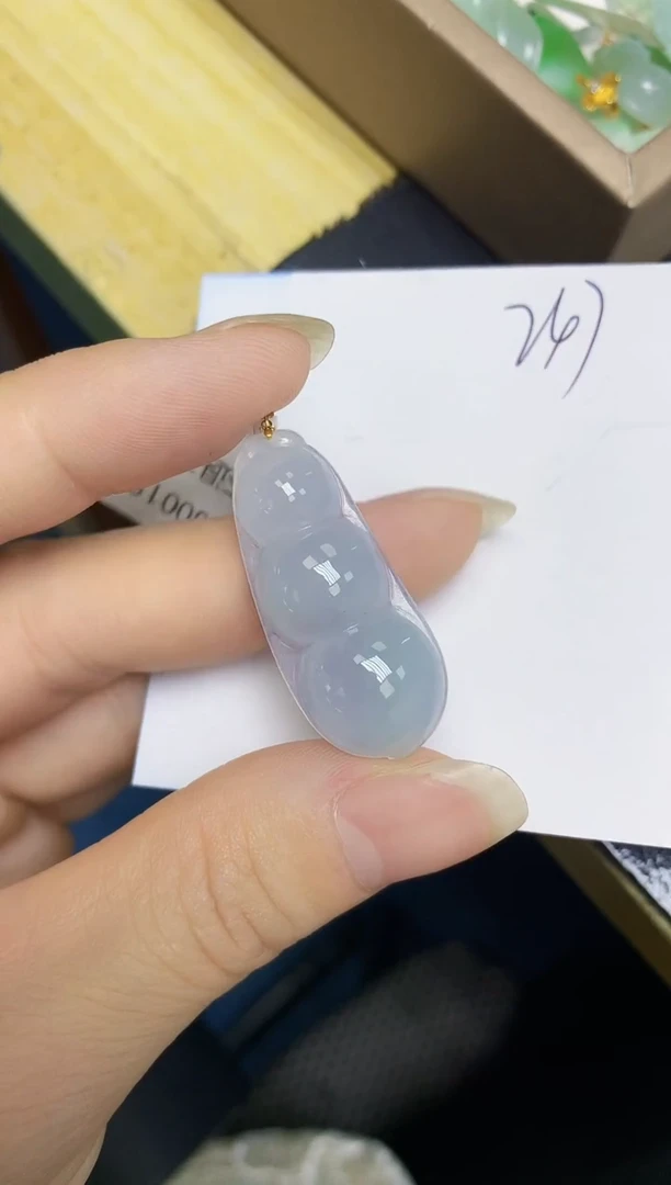 翡翠18K金镶嵌颈饰 天然翡翠A货