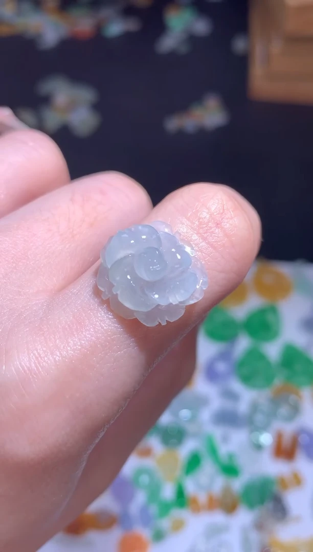 未镶嵌定制翡翠花花