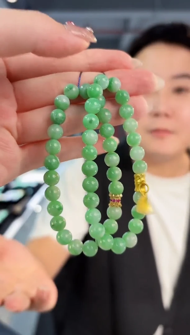 【闪购商品】翡翠手串未镶嵌缅料A货/多样性发货/一件