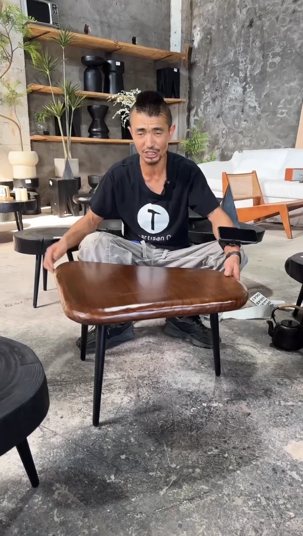 松木20250727第1场编号 668茶几
