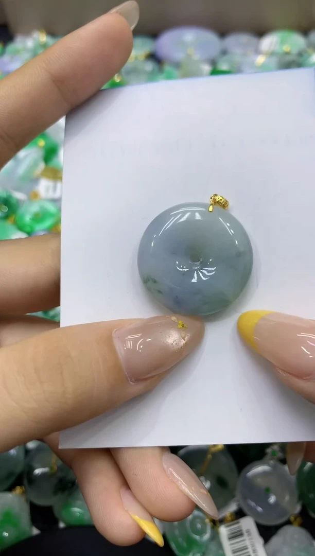 颈饰未镶嵌翡翠天然缅甸翡翠A货