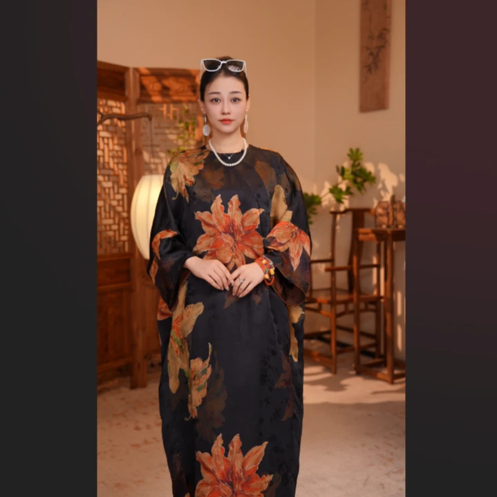 【暗香织焰】阔太太时髦服装宽松袍子网红时尚炸街新款女装连衣裙