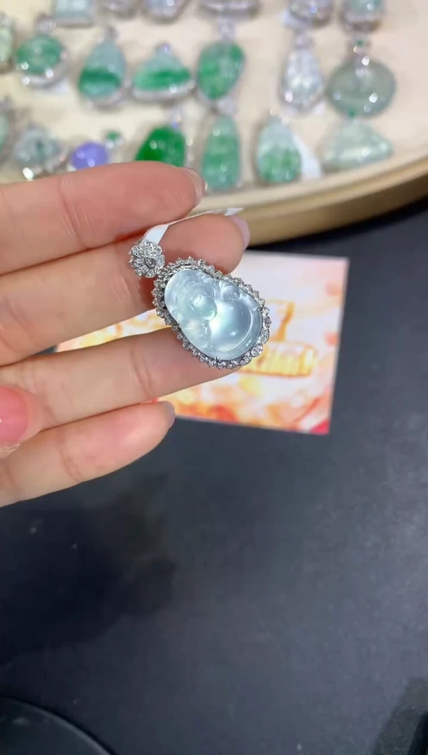 吊坠(不含链)18K金镶嵌翡翠A121| 15800