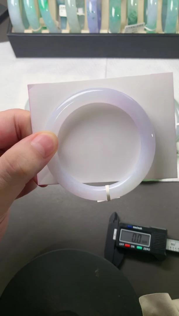 未镶嵌手镯（圆镯）翡翠52.3*8.8*8.7