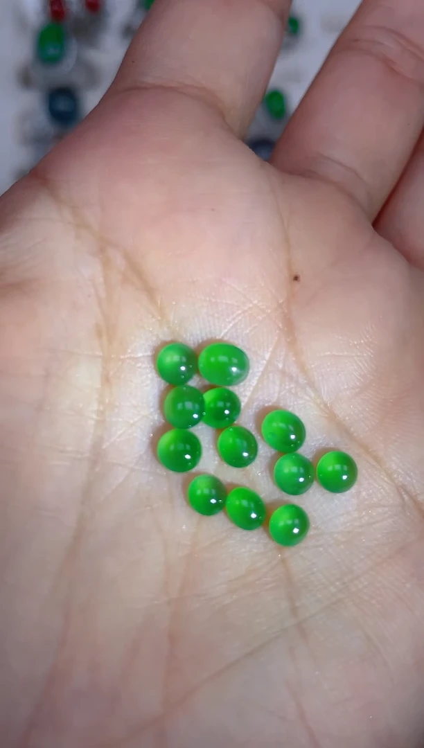 未镶嵌定制翡翠天然翡翠裸石蛋面82