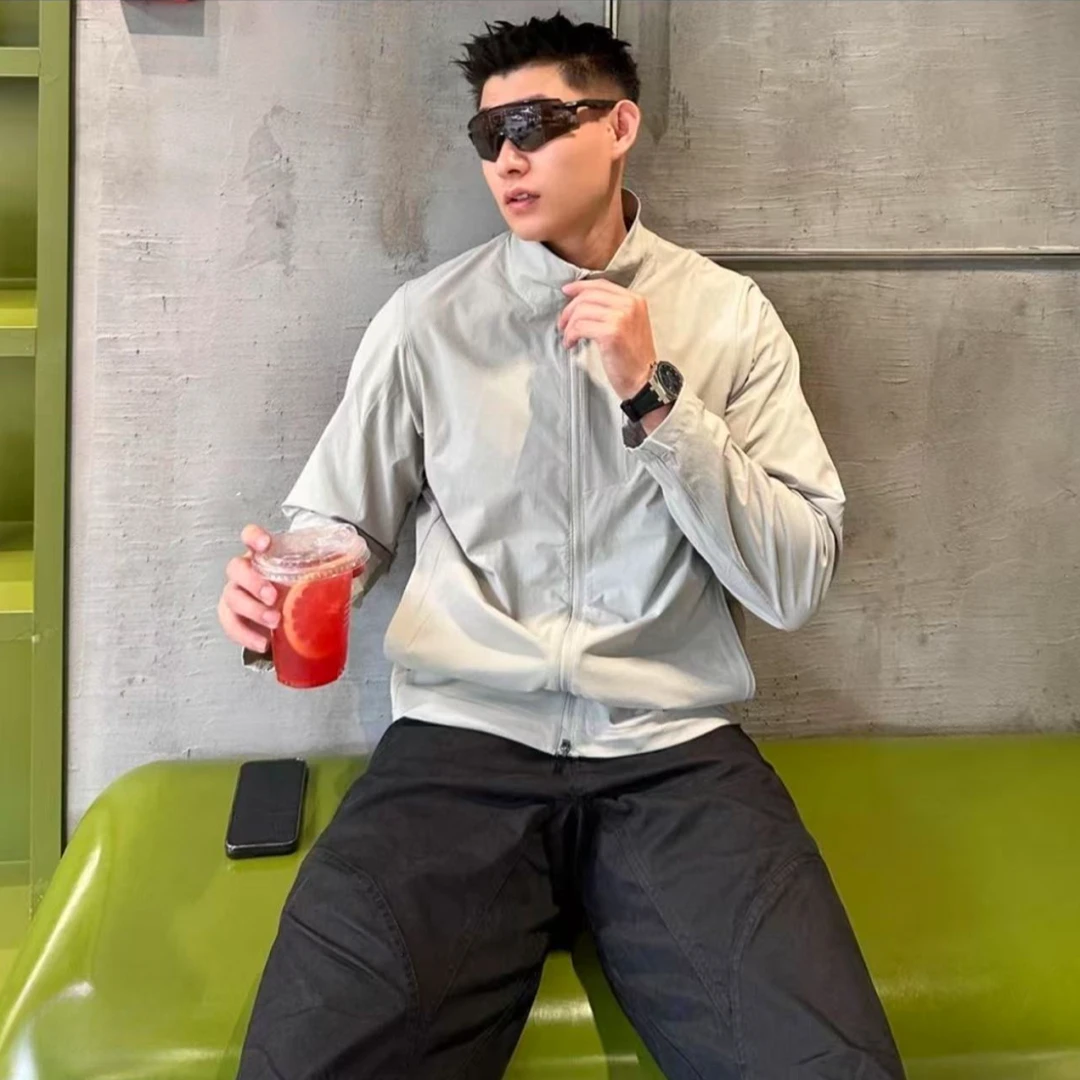 【即发】‘上身爆帅’春夏运动休闲户外百搭速干立领夹克外套 9308