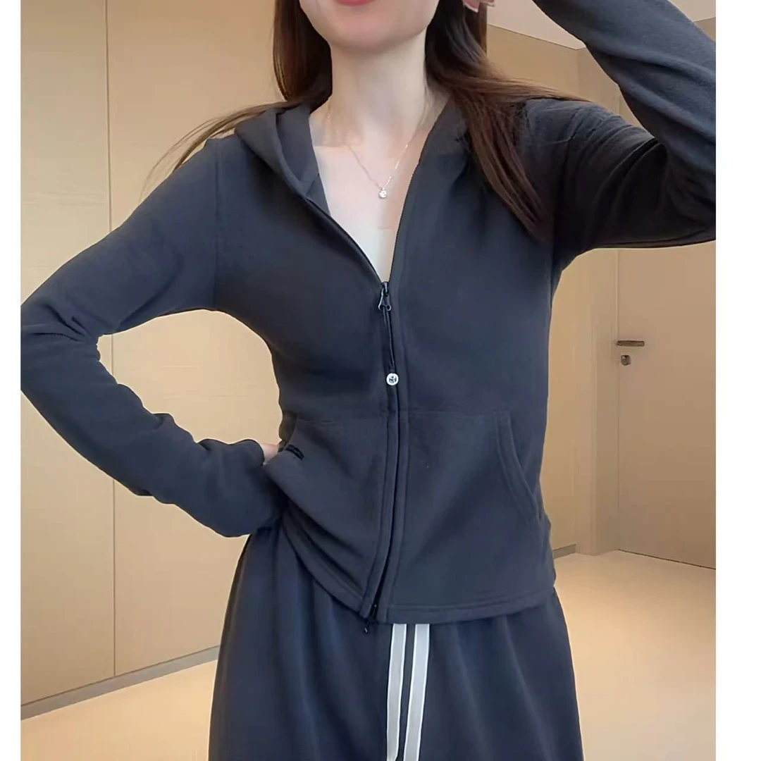 连帽正肩长袖卫衣女秋冬2025新款小个子双拉链开衫运动风短上衣