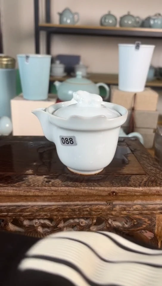 杯088号月白貔貅手抓壶微微不完美不开片