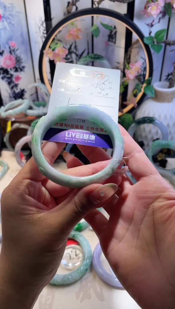 未镶嵌手镯翡翠3  翡翠手镯 60