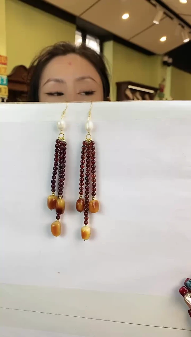 【闪购商品】琥珀耳饰未镶嵌多样性发一