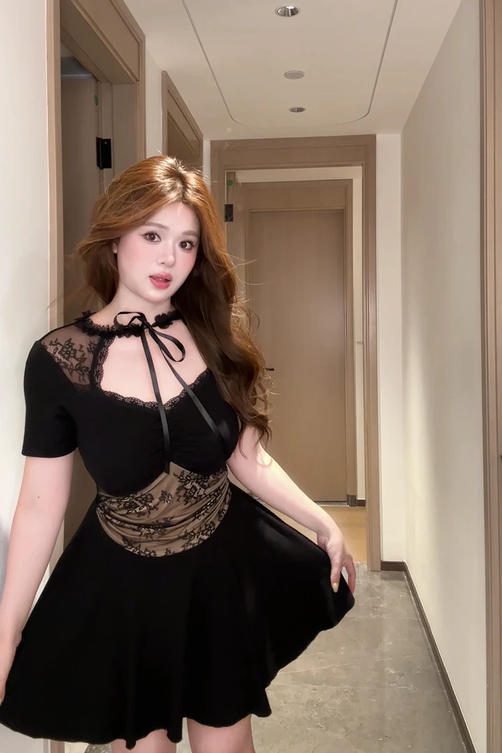 胖MM蕾丝拼接镂空针织连衣裙女夏季纯欲性感修身透色假两件蓬蓬裙