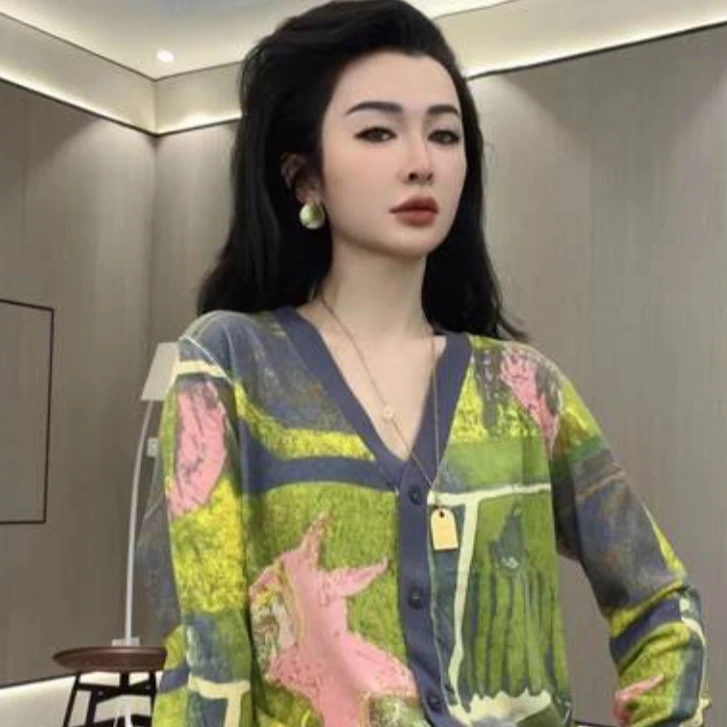 PanYiXiu/潘依绣早春新款设计感撞色气质V领针织开衫ZZ0112