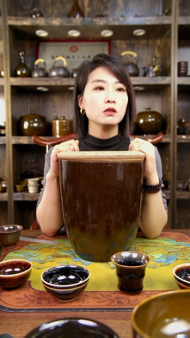 粗泥原矿手工瓮高28左右