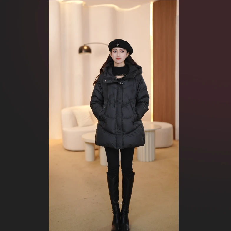 朗曼笛新款轻暖感白鸭绒2025短款羽绒服休闲女款百搭时尚