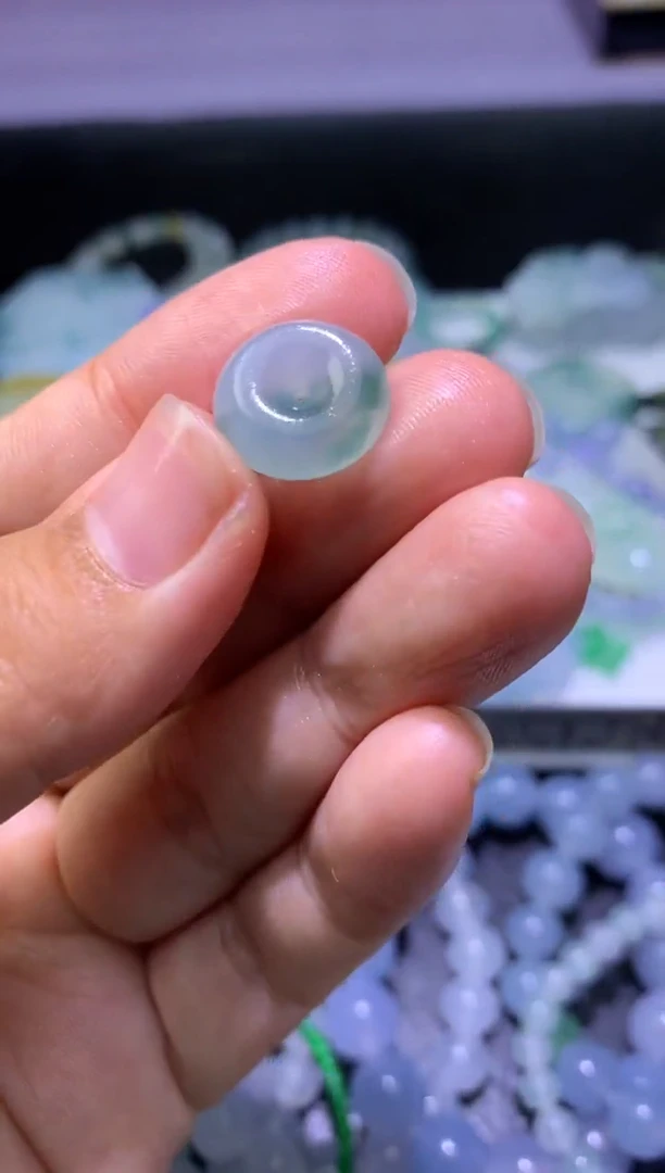 未镶嵌定制翡翠毛货