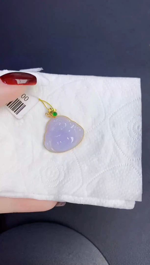 颈饰18K金镶嵌翡翠缅甸天然翡翠A货