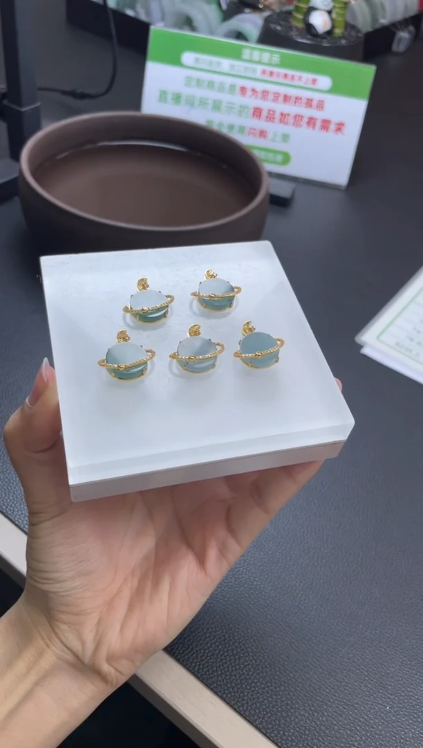 【闪购商品】翡翠吊坠(不含链)未镶嵌W325-D828-217多样性发一