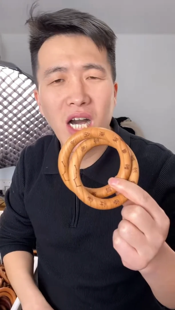 【闪购商品】木桃木 内径80刻字款乾坤圈微瑕