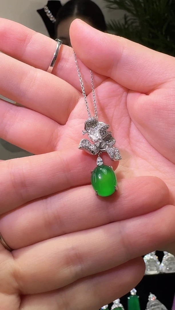 玛瑙/玉髓吊坠(赠链)银S925镶嵌新品吊坠